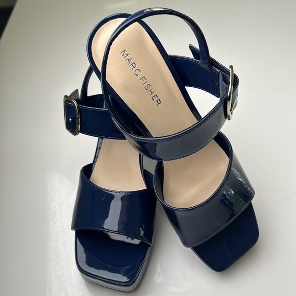 Marc Fisher Women's Graduate Heeled‎ Sandal, Size 8.5 - Picture 6 of 6